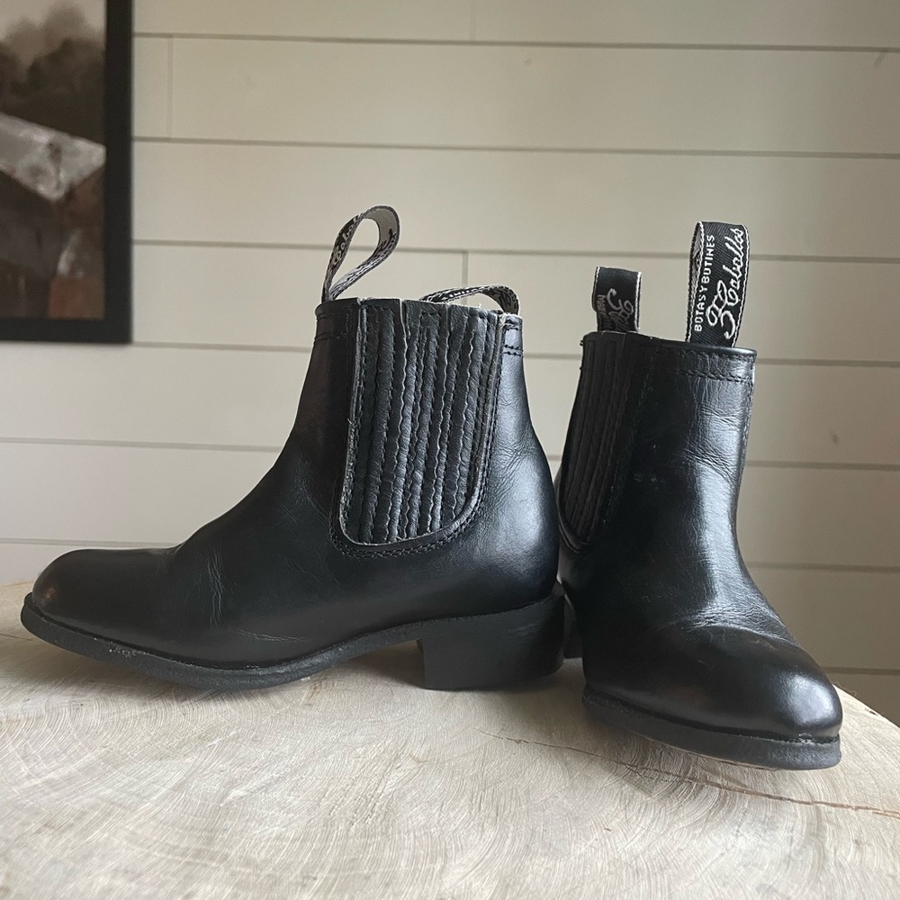 D’MENDEZ Kids Black 3 Caballos Boots Toddler size 8